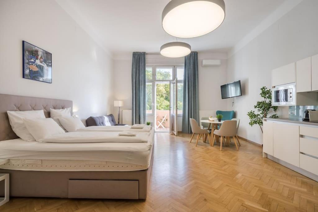 Klauzal Garden City Apartments Budapest Exterior foto